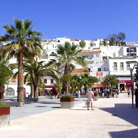 אכסניה Pedro Samora *