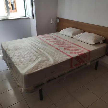 Pedro Samora Hostel
