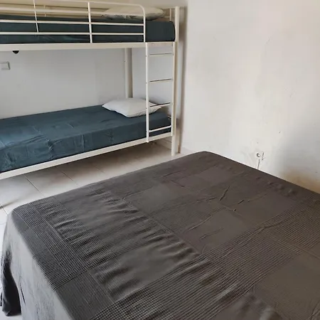 Pedro Samora Hostel *