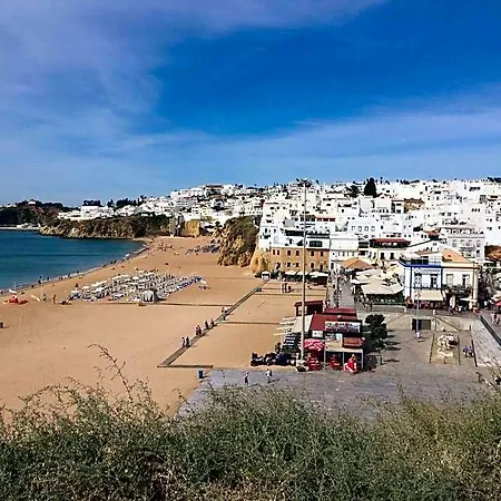 Pedro Samora Hostel Albufeira
